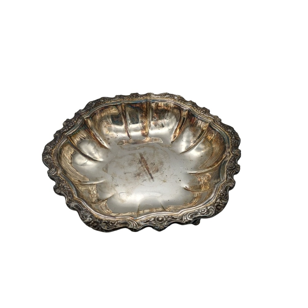 International Silver Co Silver-plate Footed Bowl Scalloped Floral Rim 10 inch